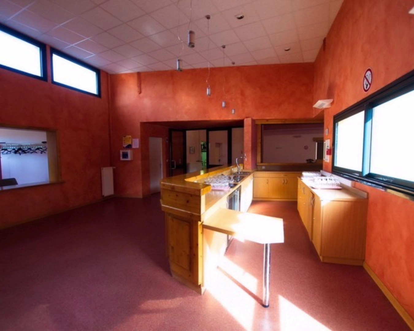 12 - Salle polyvalente des fêtes, de sport, salle de réunion - Mairie Etzling